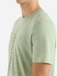 Футболка хлопковая длинная мужская Umbro Ftbl Box Graphic Tee 66554U-MLC S Темно-салатовая (5063178240840) - изображение 4