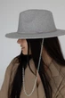 Шляпа федора из шерсти с цепью и замшевым шнурком D.Hats Светло серый - изображение 2