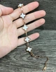 Браслет у стилі Ван Кліф "Перламутрова конюшина" з ювелірної сталі покриття золото упакований у коробочку (16286) - зображення 5