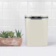 Ведро для мусора MVM настольное с крышкой BIN-06 2л Бежевое (BIN-06 2L BEIGE) - изображение 3