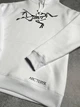 Худи унисекс с рисунком черного логотипа Arcteryx размер L белого цвета - изображение 4