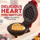 Электрическая мини вафельница Waffle Maker в виде Сердца с антипригарным покрытием Красная - изображение 6