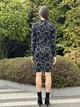 Трикотажное платье с белым принтом Cat Orange 5804 Черное 50 - изображение 3