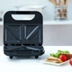 Электрическая бутербродница Magio MG-368 для приготовления вкусных сэндвичей - изображение 4