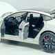 Машинка Автопром "Tesla Модель S с зарядной станцией" белая, 1:24 (18 см) AP7713-3 - изображение 3
