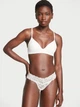 Мережевні трусики стрінги Victoria's Secret Lace Thong Panty M Білі (26645486) - изображение 1