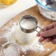 Металеве ситечко для посипання, кулінарне приладдя - зображення 6