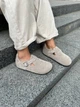 Жіночі зимові клогі ShoesBand Колір латте натуральна замша закриті на хутрі 36 (23,5 см) (S99231з) - зображення 6