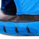 Лапа изогнутая для бокса и единоборств кожаная Fairtex 9483 2шт в комплекте Black-Blue - изображение 4