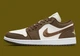 Кроссовки женские Jordan 1 Low Se 42 Коричневий DV0426-301 - изображение 2