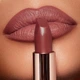 Помада Charlotte Tilbury Matte Revolution (Pillow Talk 2 Medium) 3.5 g - зображення 2