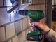Акумуляторний ударний дриль-шуруповерт Bosch EasyImpact 18V-40 + 2x акумулятори 2.0 Ah + набір з 34 предметів (АС Xline) + зарядний пристрій AL 18V-20 + кейс (06039D8109) - зображення 4