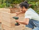 Акумуляторний ударний дриль-шуруповерт Bosch EasyImpact 18V-40 + 2x акумулятори 2.0 Ah + набір з 34 предметів (АС Xline) + зарядний пристрій AL 18V-20 + кейс (06039D8109) - зображення 7