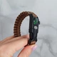 Браслет плетеный из паракорда с компасом и огнивом коричневый - изображение 5