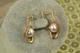 Сережки Xuping Jewelry Вітер з перлиною 2,3 см золотисті - зображення 2