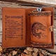 Фляга у формі портмоне Fish 10 алкогольних заповідей 9Oz/266ml - зображення 1