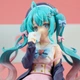 Коллекционная фигурка Hatsune Miku сидячая из ПВХ пластика 15 см, статуэтка Хацуне Мику декоративная для интерьера - изображение 2