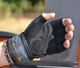 Рукавички для фітнесу MAD MAX Signature MFG 880, Black/Grey/Yellow - M - зображення 3