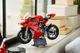 Zestaw klocków LEGO Technic Motocykl Ducati Panigale V4 S 1603 elementy (42202) - obraz 10