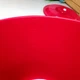 Красное пластиковое ведро 10 л с крышкой и мощной ручкой Алеана - изображение 12