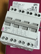 Переключатель I-0-II ETI SSQ425 4P 25А 2421444 трехпозиционный перекидной автомат для ввода резервного питания - изображение 2