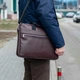 Сумка для ноутбука та документів із фактурної еко-шкіри Capitalist Brown у коричневому кольорі. - зображення 14