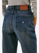 Jeansy mom fit damskie z wysokim stanem Tommy Jeans DW0DW19580-1BJ 30-32 Ciemnoniebieskie (8720638499411) - obraz 5
