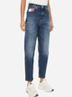 Jeansy mom fit damskie z wysokim stanem Tommy Jeans DW0DW20224-1BK 29-32 Ciemnoniebieskie (8720638473039) - obraz 1