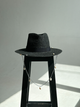 Шляпа Федора женская D.Hats из рафия с цепью серебро с ракушками черная - изображение 4