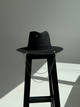 Шляпа Федора женская D.Hats из рафия с двойной цепью серебро черная - изображение 4