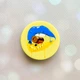 Держатель для смартфона / планшета попсокет Popsocket Желтый :: Губы. Пуля (принт 264) - изображение 1