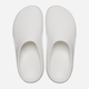 Klapki damskie basenowe Crocs Mellow Clog 208493-100 36-37 (M4/W6) 22 cm Białe - obraz 3