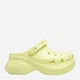 Chodaki damskie na platformie Crocs Classic Bae Clog W 206302-3U4 36-37 (M4/W6) 22 cm Jasnozielone - obraz 1