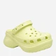 Chodaki damskie na platformie Crocs Classic Bae Clog W 206302-3U4 36-37 (M4/W6) 22 cm Jasnozielone - obraz 2