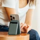 Магнітна підставка-гаманець Native Union Active Wallet Stand Magnetic Зелений (ACT-GRN-WAL) - зображення 5