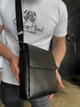 Сумка-месенджер шкіряна 22x26x6 / барсетка для активного чоловіка, чорна - зображення 11