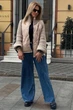 Модна демісезонна стьобана коротка куртка з в'язаними рукавами бежевий 42-46 КМ 31051 - зображення 4