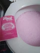 Пакетики- порошок для чищення унітазу з активною піною від нальоту Pink Stuff Power Foaming toilet cleaner active pink foam 3 уп*100 г - зображення 7