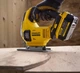 Комплект пила торцювальна акумуляторна Stanley FatMax SFMCS701M1 + Пила лобзикова акумуляторна Stanley FatMax SFMCS600B - зображення 13
