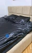 Атласное Чёрное Евро постельное белье Moka Textile + Дополнительно Наволочки Черные 2 шт 200х220см - изображение 3