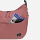 Спортивная сумка хобо женская большая Jack Wolfskin Paraiso A64023-J0127 Розовая (4064886444323) - изображение 2