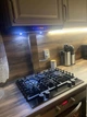 Варочная поверхность газовая Luxor RG 650 BGL BK Wok + круглая подставка WOK в подарок, черный - изображение 5