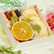 Подарунковий набір з пастили FRUIT SNACK АСОРТІ снеків та фріпсів 100г - изображение 2