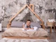 Детская кровать-домик Монтессори Busy Wood Модель 3 на полу с ламелями 200x160 см натуральное дерево - изображение 4