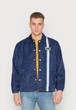 Вітрівка чоловіча levi's merritt surf jacket A32030000 M синя (5401043237180) - изображение 1