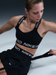 Top sportowy damski Nike W Np Bra Tt HF5372-010 L Czarny (197602837544) - obraz 6