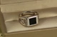 Печатка Xuping Jewelry чорний квадрат з завитками з боків р 24 срібляста - зображення 1