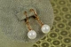 Серьги подвески Xuping Jewelry шарики с жемчугом 8 мм 2,7 см золотистые - изображение 1