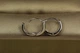 Серьги Xuping Jewelry гладкие колечки с округлыми краями 1.2 см серебристые - изображение 2
