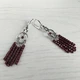 Сережки Hand Made з чорнінням з маленькими намистинами-кубиками натурального граната - зображення 1